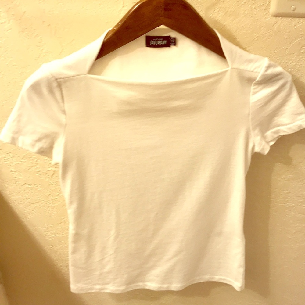 Kate Spade modern flare neck line white shirt